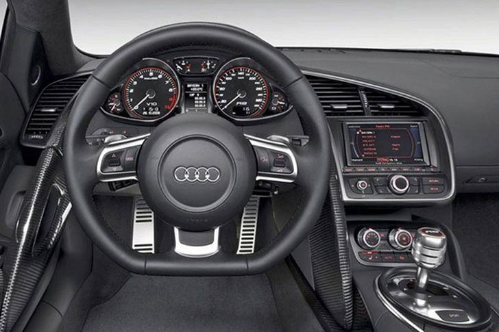 Audi R8 V10
