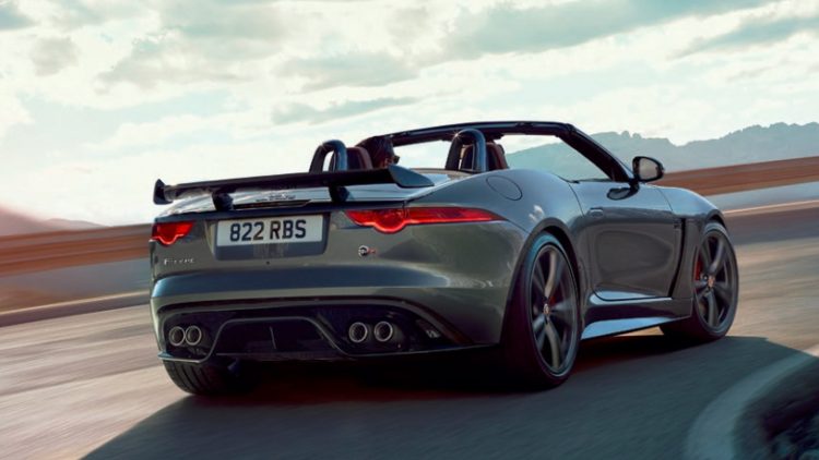 Jaguar F-Type SVR 2016 (10)