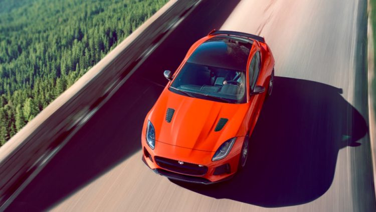 Jaguar F-Type SVR 2016 (9)