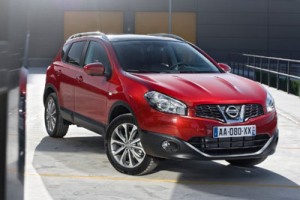 Nissan-Qashqai-(1)