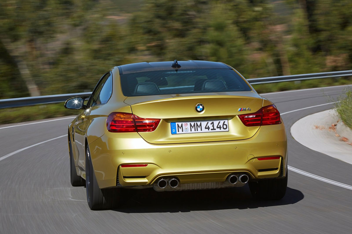 BMW-M4-Coupe-(22)