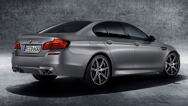 BMW-M5-30-Jahre-(3)
