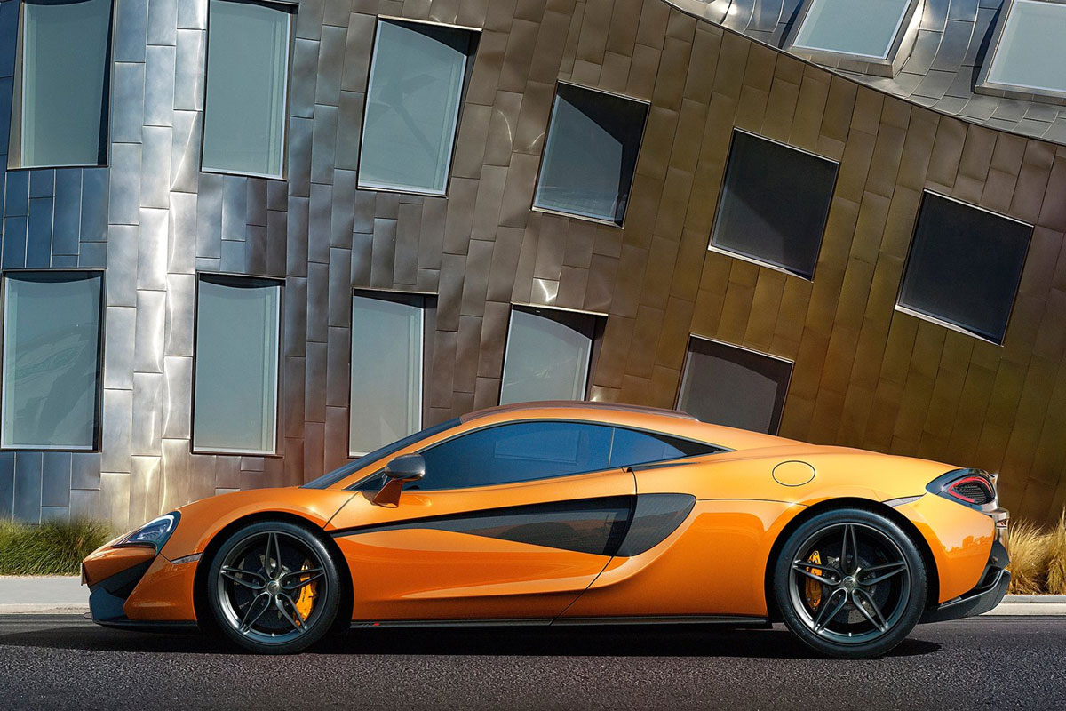 McLaren-570S_Coupe-(18)