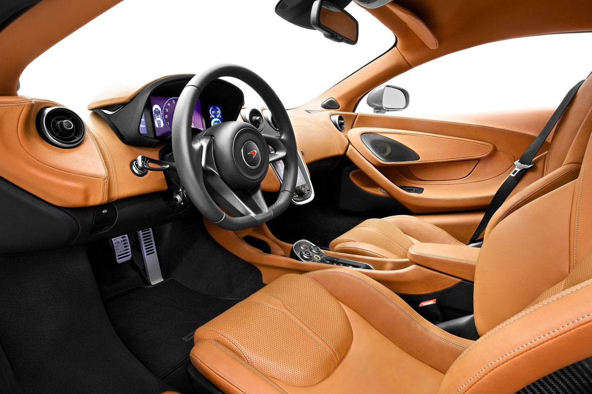 McLaren-570S_Coupe-(26)