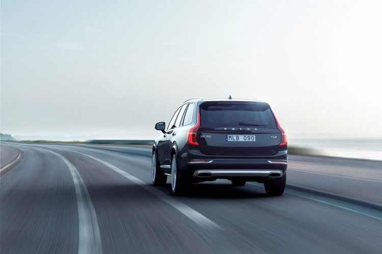 Volvo-XC90-2015-(18)