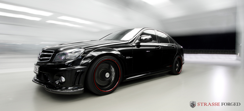 benz_c63_amg_8