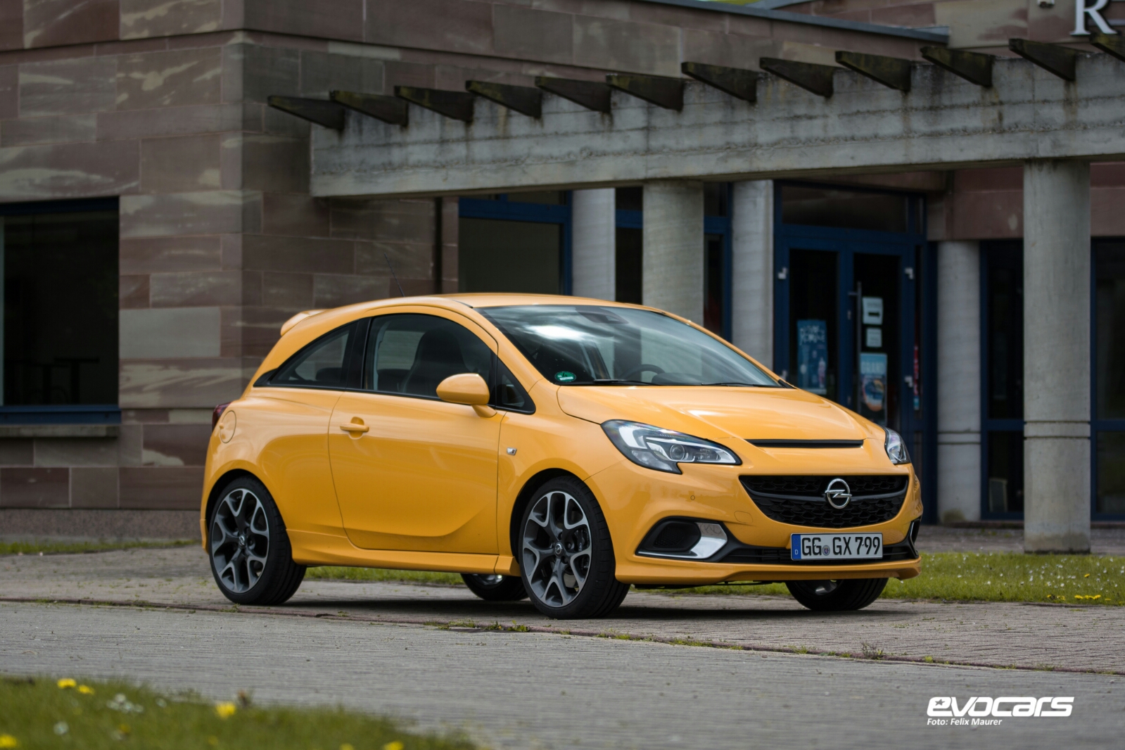 Umgeparkt: Opel Corsa OPC im Test