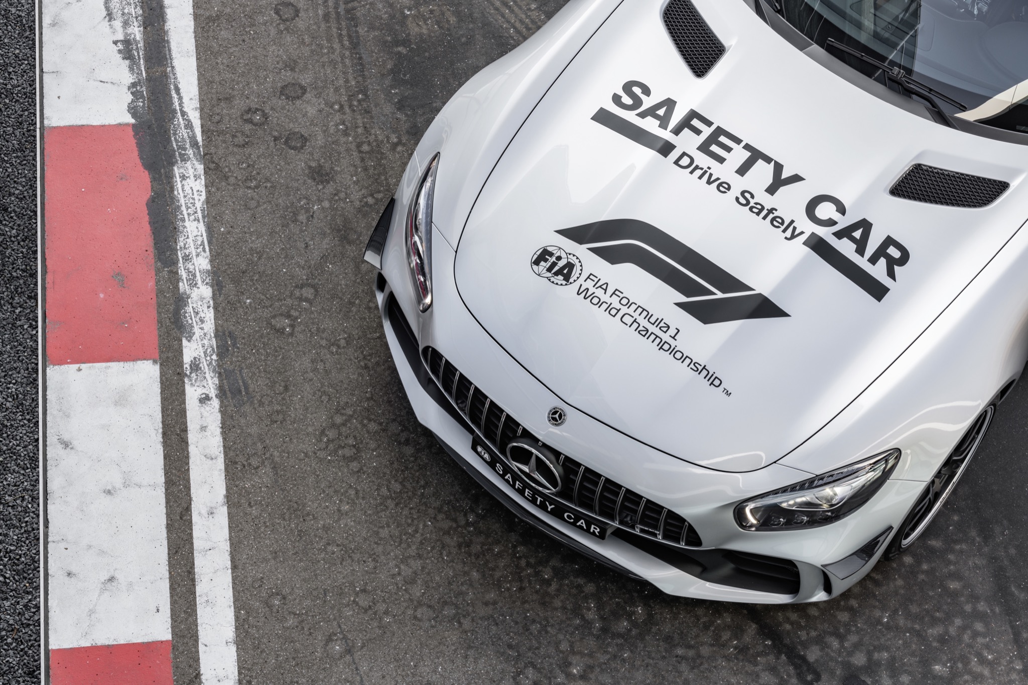 Stärkstes Safety Car aller Zeiten: Mercedes-AMG GT R für die Formel 1-Saison 2018