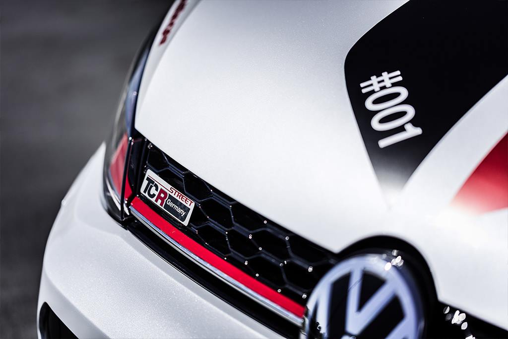 VW Golf GTI wird zum Oettinger TCR Germany Street