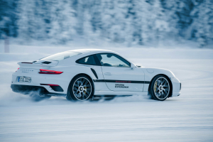 Porsche 911 turbo Wintertest