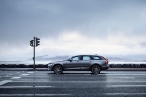 Volvo V90 Cross Country