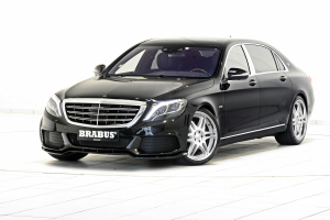 Mercedes Maybach Brabus Rocket 900 6.3 V12 Biturbo