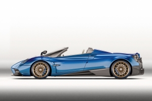Pagani Huayra Roadster 16