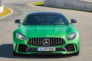 Mercedes-Benz-AMG_GT_R-(11)