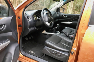 nissan-navara-np300-8-1