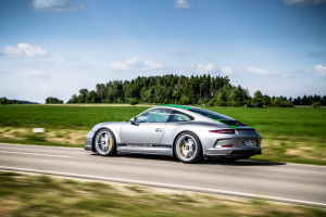Porsche 911 R 22