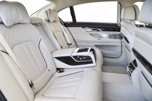 BMW M760 Li Excellence 7