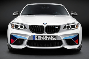 BMW M2 mit M Performance Parts 2016