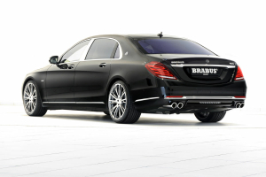Mercedes Maybach Brabus Rocket 900 6.3 V12 Biturbo