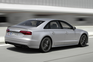 Audi S8 Plus 2015
