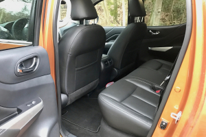 nissan-navara-np300-7-1