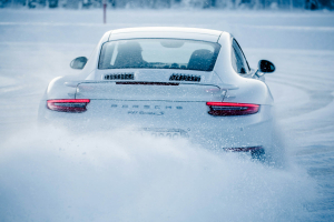 Porsche 911 turbo Wintertest