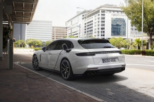 Panamera 4 E-Hybrid Sport Turismo