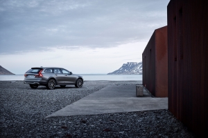 Volvo V90 Cross Country