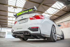 BMW M4 Carbonfiber Dynamics 2016