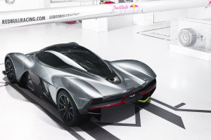 aston-martin-red-bull-racing-am-rb-001(6)