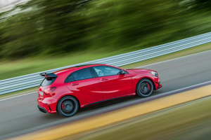 Mercedes A 45 AMG 2015