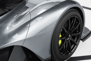 aston-martin-red-bull-racing-am-rb-001(9)