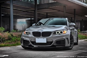 BMW M235i Manhart MH2 400 Widebody Japan