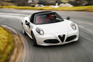 Alfa-Romeo-4C-Spider-(1)