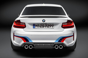 BMW M2 mit M Performance Parts 2016