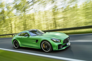 Mercedes-Benz-AMG_GT_R-(28)