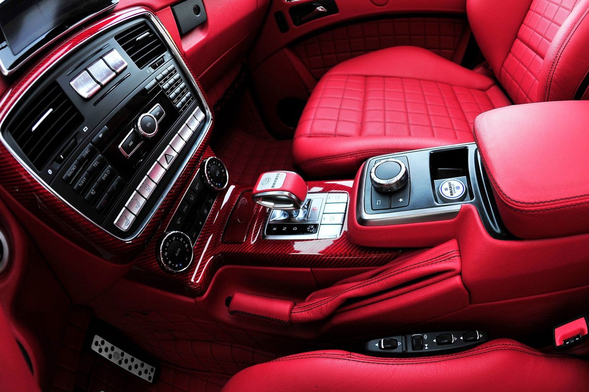 Brabus B63S 700 3
