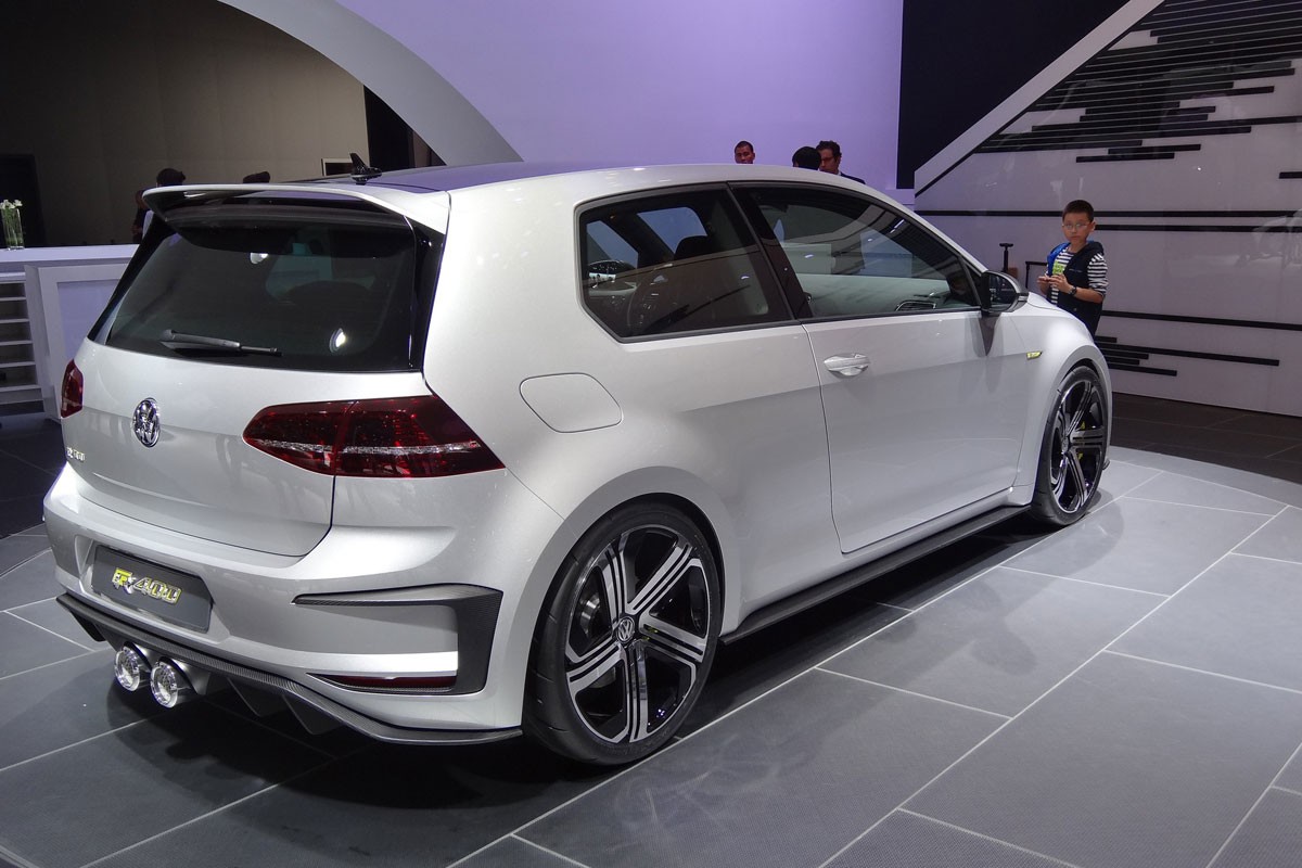 VW Golf R400 5