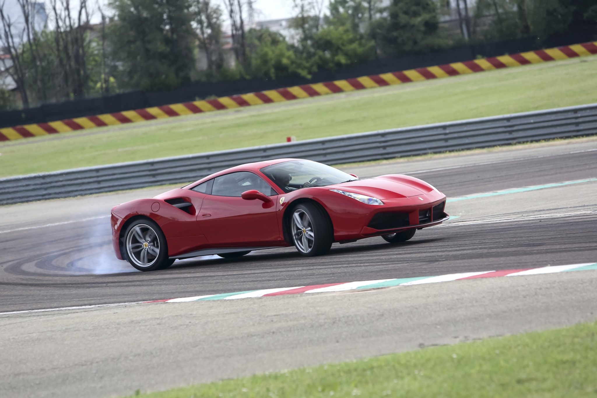 Ferrari Biturbo V8 zum Engine of the Year 2017 gewählt
