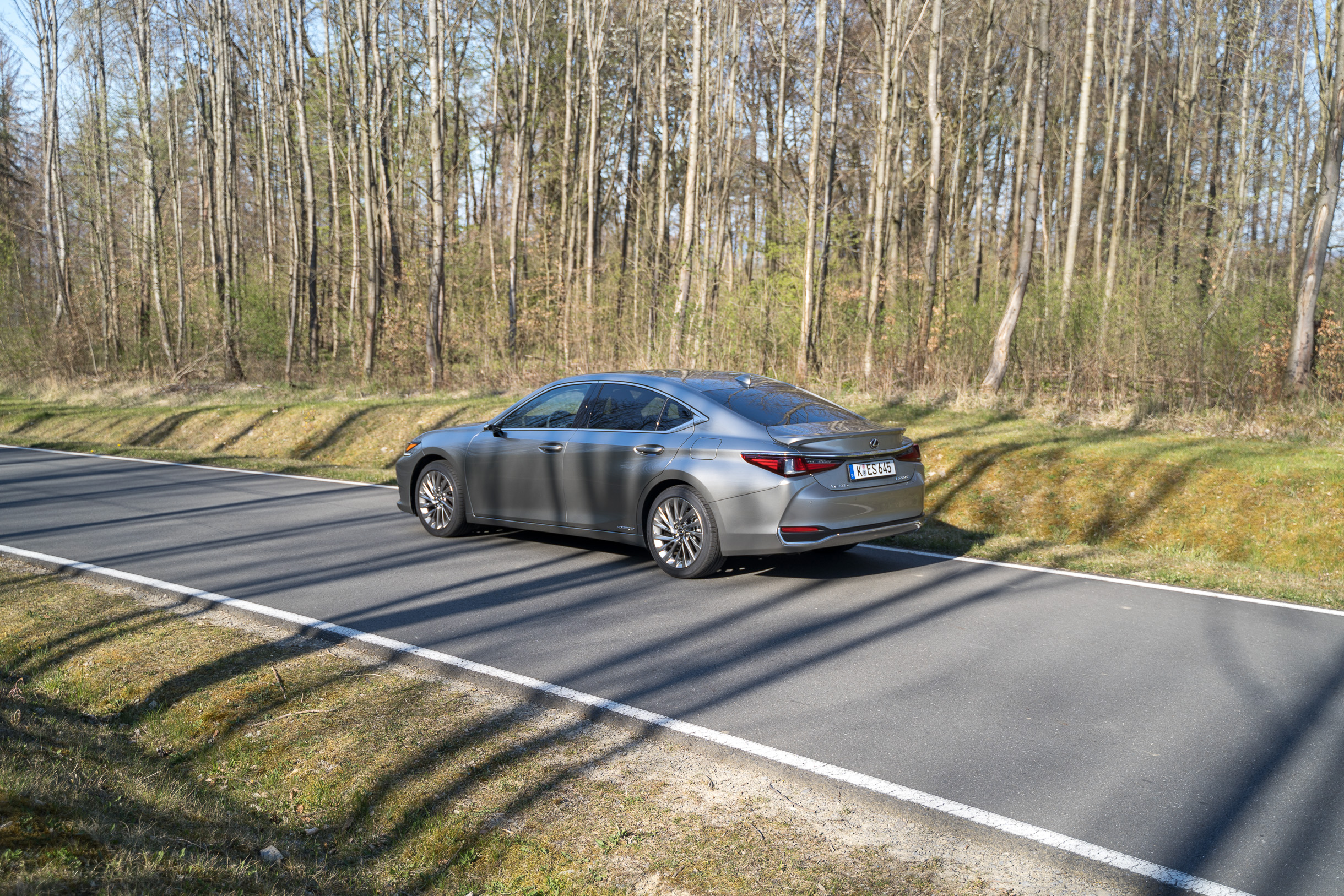 Lautloser Gleiter: Lexus ES 300h im Test