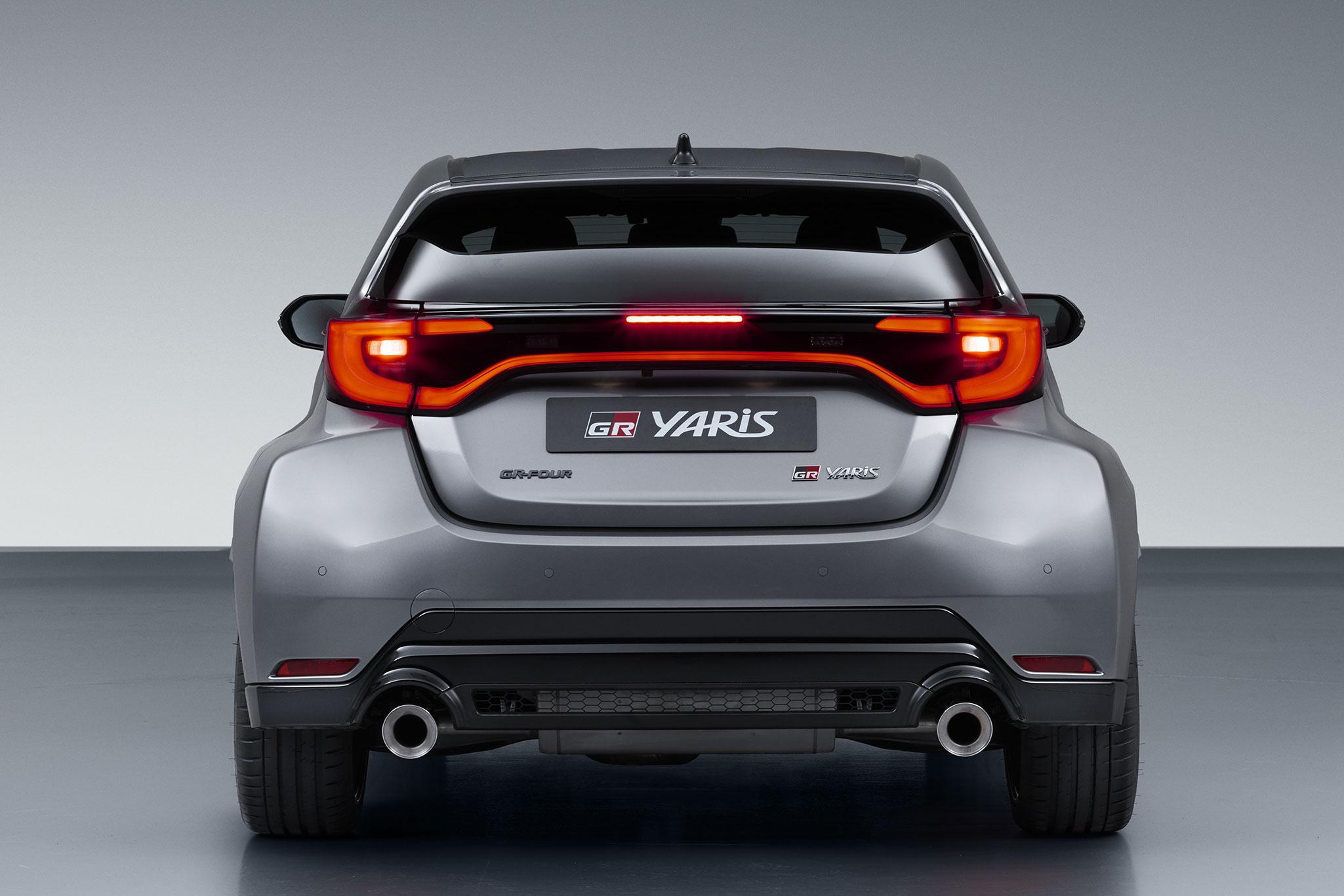 Toyota GR Yaris 2024 mit 280 PS im Duell mit seinem Vorgänger!