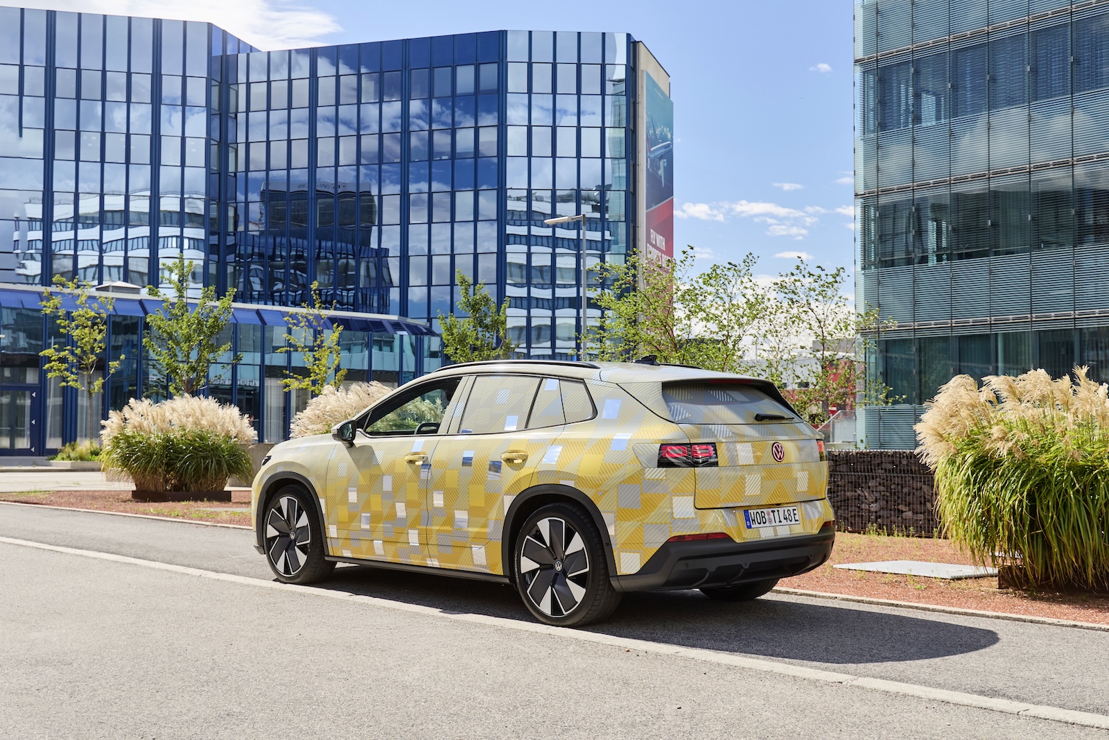VW ID Tiguan Camouflage 10