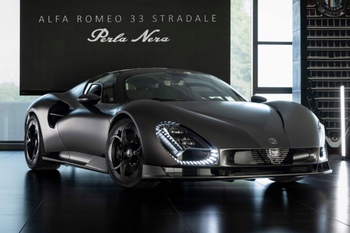 Alfa Romeo 33 Stradale Perla Nera 2026 (16)