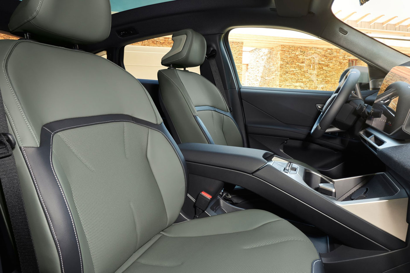 BMW iX4 2026 (4)