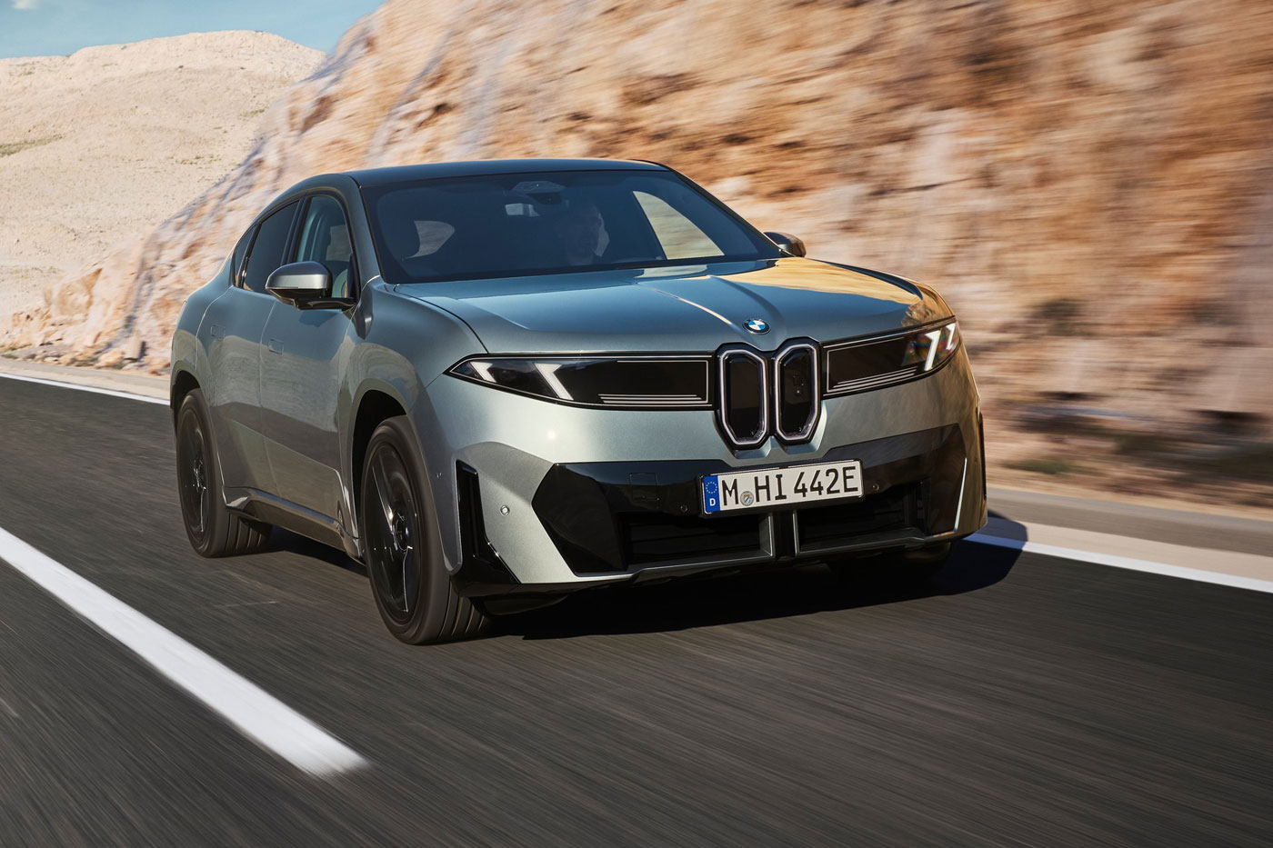 BMW iX4 2026 (6)