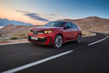 iX4 M60 (18)